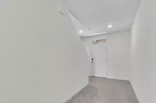 12335 SW Nettuno Way, Port Saint Lucie, FL 34987 - Photo 4