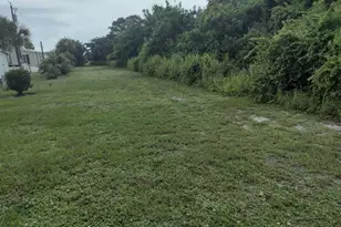 13827 S Indian River Dr, Jensen Beach, FL 34957 - Photo 16