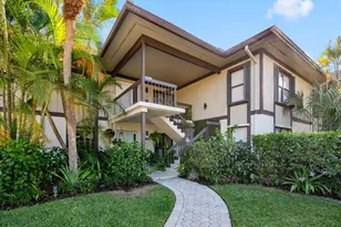 13321 Polo Club Rd, Wellington, FL 33414 - Photo 2