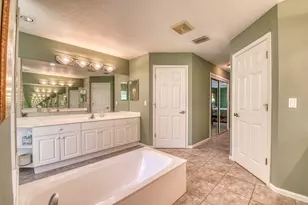 5681 Lago Del Sol Dr, Lake Worth, FL 33449 - Photo 24