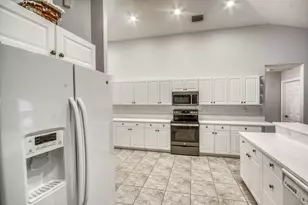 5681 Lago Del Sol Dr, Lake Worth, FL 33449 - Photo 16