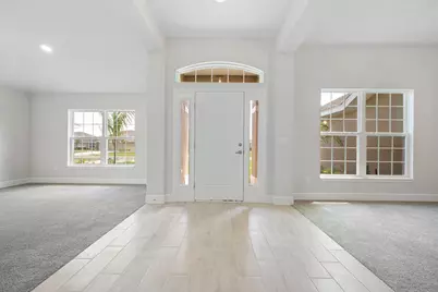 5801 NW Dana Circle, Port Saint Lucie, FL 34986 - Photo 2