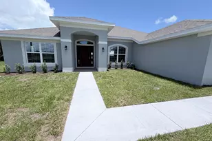 5801 NW Dana Cir, Port Saint Lucie, FL 34986 - Photo 2