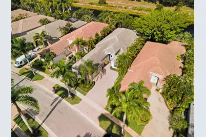 10916 Northgreen Drive, Wellington, FL 33449 - Photo 32