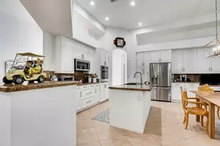 10916 Northgreen Dr, Wellington, FL 33449 - Photo 6