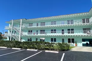 219 Lakeview 102 Ave, Lantana, FL 33462 - Photo 1