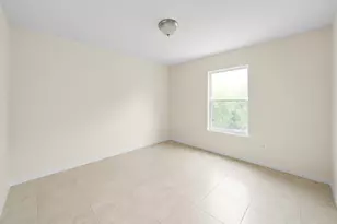 672 SW Kayak Ave, Port Saint Lucie, FL 34953 - Photo 12