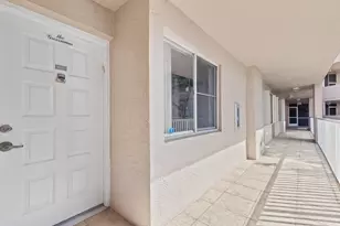 7450 Trent Dr, Tamarac, FL 33321 - Photo 24