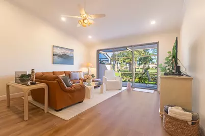 533 Prestwick Circle, Palm Beach Gardens, FL 33418 - Photo 4