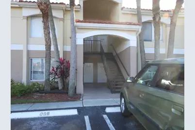 815 W Boynton Beach Boulevard #8-105, Boynton Beach, FL 33426 - Photo 2