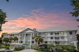 3520 Whitehall Dr, West Palm Beach, FL 33401 - Photo 2