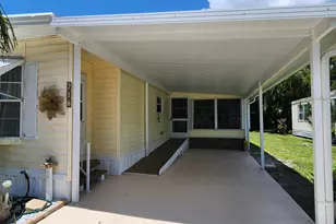 218 W Caribbean, Port Saint Lucie, FL 34952 - Photo 6