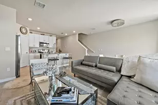 5646 Enclave Dr, West Palm Beach, FL 33407 - Photo 4