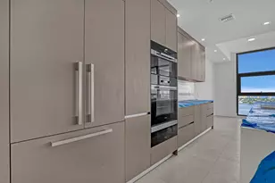 220 Lake Shore Dr, Lake Park, FL 33403 - Photo 10