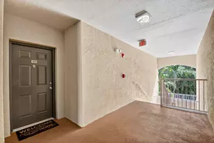6511 Emerald Dunes Dr, West Palm Beach, FL 33411 - Photo 6