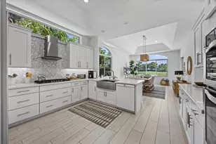 118 N Village Way, Jupiter, FL 33458 - Photo 8