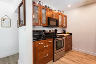 1680 NE 34th Ln, Oakland Park, FL 33334 - Photo 28