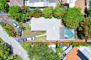 1680 NE 34th Ln, Oakland Park, FL 33334 - Photo 1