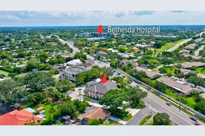 2314 S Seacrest Boulevard, Boynton Beach, FL 33435 - Photo 10