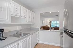 13670 Via Flora, Delray Beach, FL 33484 - Photo 6