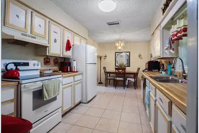 3324 S Jenkins Road, Fort Pierce, FL 34981 - Photo 10