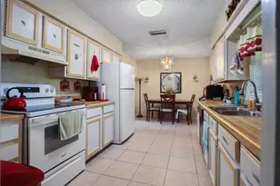 3324 S Jenkins Rd, Fort Pierce, FL 34981 - Photo 10