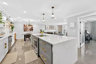 5440 N Ocean Dr, Singer Island, FL 33404 - Photo 1