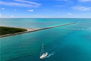 29 Harbour Isle Dr, Fort Pierce, FL 34949 - Photo 76