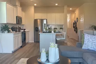 12889 SW Forli Wy, Port Saint Lucie, FL 34987 - Photo 10