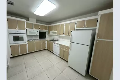 5775 W Fernley Drive W #112, West Palm Beach, FL 33415 - Photo 4