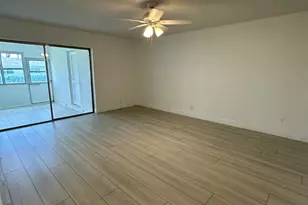 2638 E Gately Dr E, West Palm Beach, FL 33415 - Photo 12