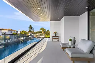 541 Golden Harbour Dr, Boca Raton, FL 33432 - Photo 48