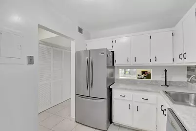 3090 NW 46th Avenue #105c, Lauderdale Lakes, FL 33313 - Photo 28