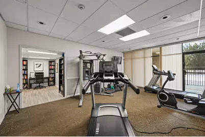 2425 Presidential Way #1006, West Palm Beach, FL 33401 - Photo 16