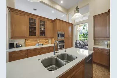 66 St James Drive, Palm Beach Gardens, FL 33418 - Photo 6