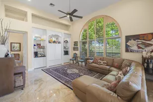 66 St James Dr, Palm Beach Gardens, FL 33418 - Photo 8