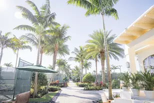 66 St James Dr, Palm Beach Gardens, FL 33418 - Photo 32