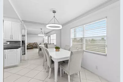 4013 Yarmouth A, Boca Raton, FL 33434 - Photo 4