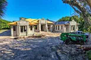 12404 Indian Rd, North Palm Beach, FL 33408 - Photo 4