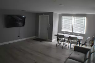 377 NW Nw 49th Street St, Fort Lauderdale, FL 33309 - Photo 6