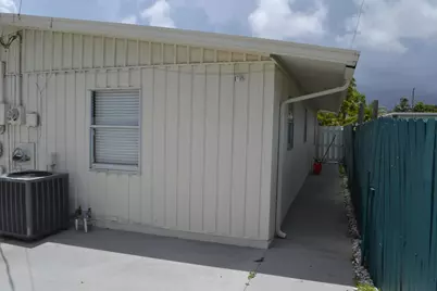 377 NW 49th Street, Oakland Park, FL 33309 - Photo 2