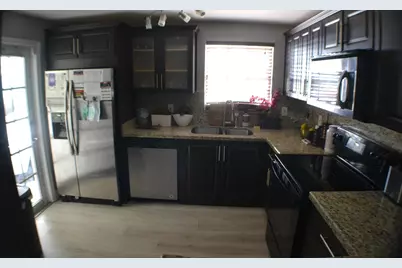 377 NW Nw 49th Street Street, Fort Lauderdale, FL 33309 - Photo 16