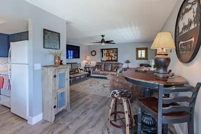 2929 SE Ocean Boulevard #117-10, Stuart, FL 34996 - Photo 2