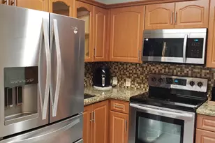 77 Mansfield B, Boca Raton, FL 33434 - Photo 30