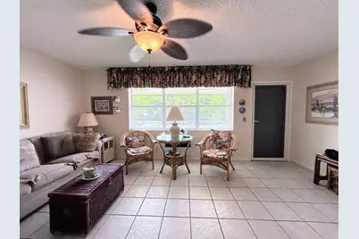 340 Horizons W #203, Boynton Beach, FL 33435 - Photo 2