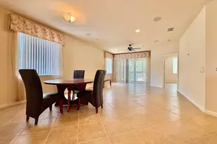 23265 Carolwood Ln, Boca Raton, FL 33428 - Photo 14