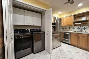 1805 SW 81st Ave, Davie, FL 33324 - Photo 6