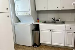 538 W 3rd St, Riviera Beach, FL 33404 - Photo 2