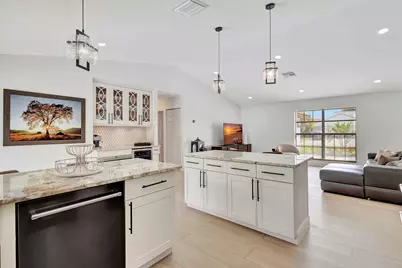1915 Newhaven Avenue, Wellington, FL 33414 - Photo 24