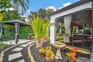 1915 New Haven Ave, Wellington, FL 33414 - Photo 42